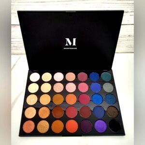 Morphe Artistry Pallet 35v Makeup Cosmetics Beauty NWOT Eyeshadow
